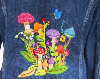 Psychedelic mushroom botanical floral design on dark blue denim Eddie Bauer jean jacket. Size S. Hand embroidered and designed with beading