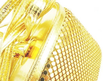 Party gold metal mesh & gold lame box purse. Heavy feel, beautiful condition. Mod 60's Twiggy vibe. Disco Club purse.