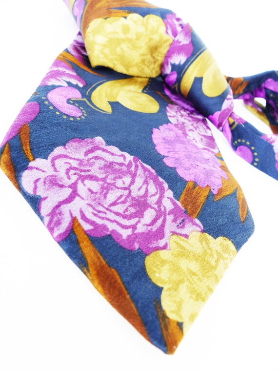 Vintage Imported handmade silk necktie, The most b