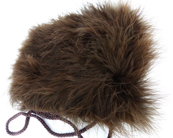 Soft and fluffy dark brown feather shoulder bag purse. Perfect for the eclectic look with some leather and lace.