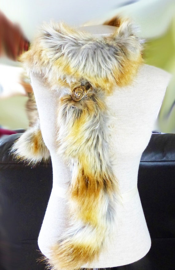 Super soft faux fur neck wrap, shawl, muffler. To… - image 1