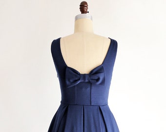 JANUARY | Navy blue - short bridesmaid dress with pockets + back bow. Dark blue party dress with full pleated skirt. vintage inspired retro