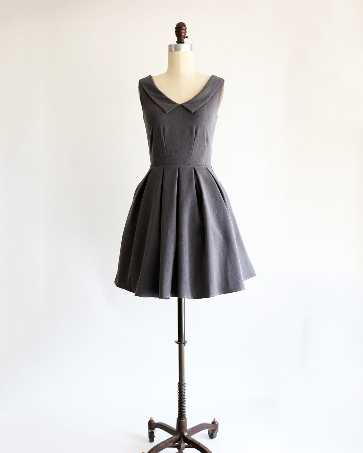 SUNDAY Charcoal dark charcoal gray pointed collar dress.