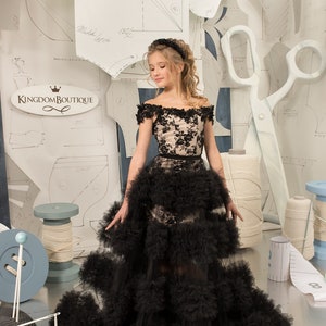 Blumenmädchen Kleid, Tüll Blumenmädchen Kleid, Blumenmädchen Kleid aus Spitze, Schwarz und Cappuccino Hochzeitskleid, Junior-Brautjungfer Kleid