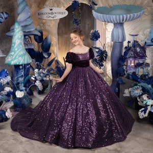 Blumenmädchen Kleid, Tüll Blumenmädchen Kleid, Blumenmädchen Kleid aus Spitze, Lila Blumenmädchen Kleid, Erstkommunion Kleid, Junior Brautjungfer Kleid