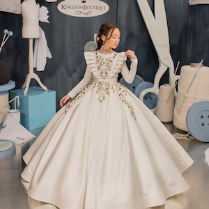 Blumenmädchen Kleid, Tüll Blumenmädchen Kleid, Blumenmädchen Kleid aus Spitze, Elfenbein Blumenmädchen Kleid, Erstkommunion Kleid, Junior Brautjungfer Kleid