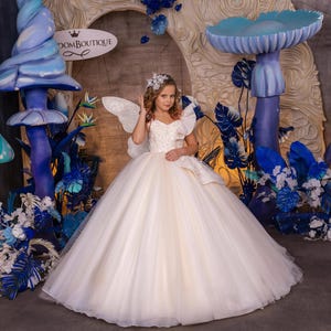 Blumenmädchenkleid, Tüllblumenkleid, Blumenmädchenkleid aus Spitze, Elfenbein- und Cappucinokleid, Erstkommunionskleid, Junior-Brautjungferkleid