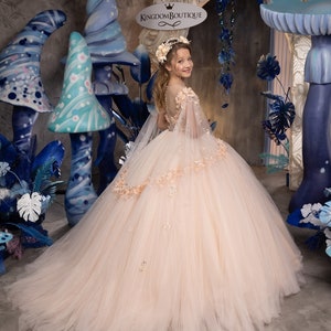 Blumenmädchenkleid, Tüll Blumenmädchenkleid, Spitze Blumenmädchenkleid, Flieder Blumenmädchenkleid, Erstkommunion Kleid, Junior Brautjungfernkleid