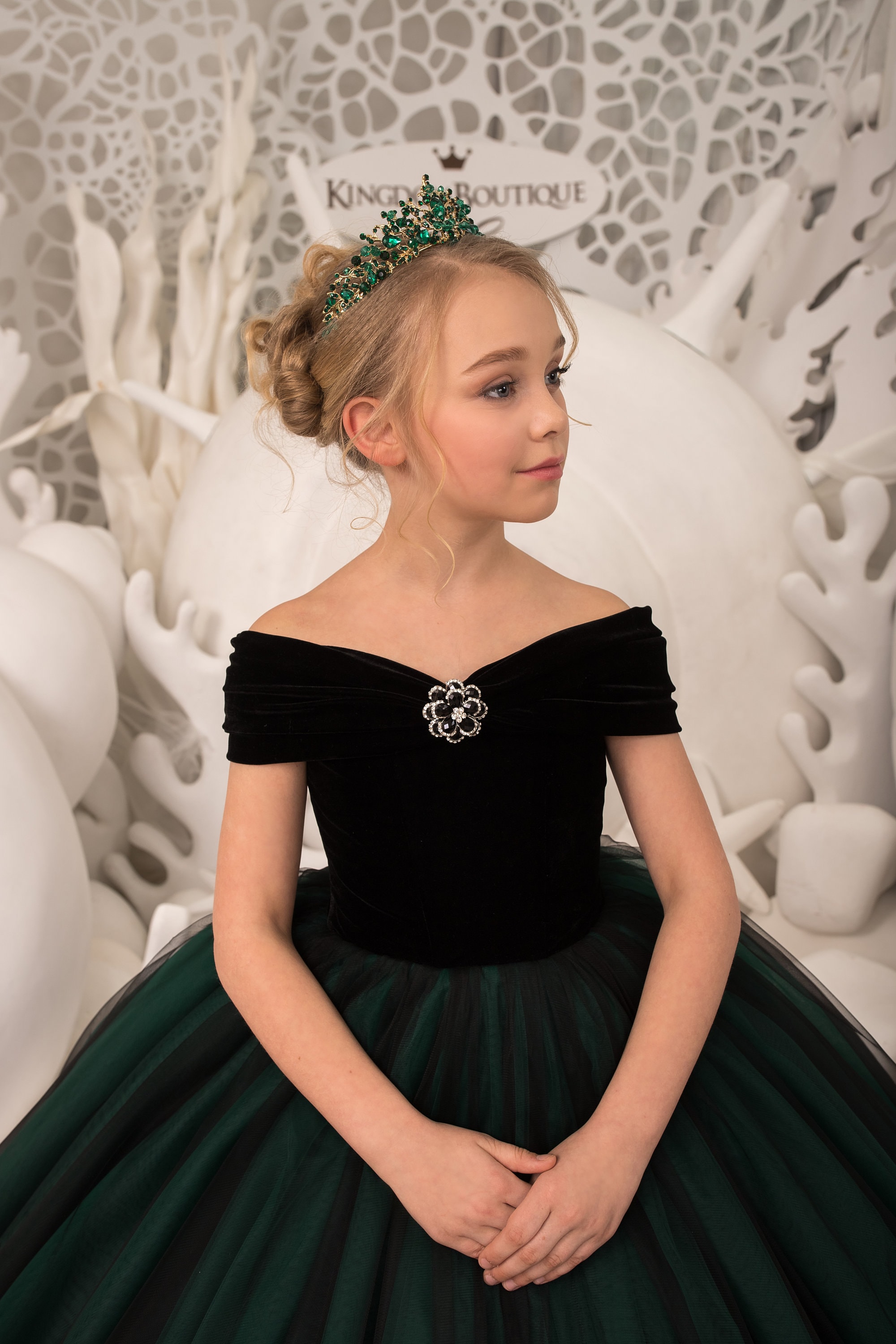Black and Green Velvet Tulle Formal Flower Girl Dress for Special Occasion Bridesmaid Party Wedding Pageant Birthday Photoshoot Christmas