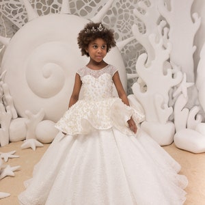 Lace Ivory Flower Girl Dress - Birthday Bridesmaid Wedding Party Holiday Ivory Lace Tulle Flower Girl Dress 21-090