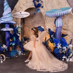 Blumenmädchen Kleid, Tüll Blumenmädchen Kleid, Blumenmädchen Kleid aus Spitze, Cappucino Kleid, Erstkommunion Kleid, Junior Brautjungfer Kleid