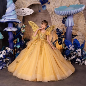 Blumenmädchen Kleid, Tüll Blumenmädchen Kleid, Blumenmädchen Kleid aus Spitze, Gold Blumenmädchen Kleid, Erstkommunion Kleid, Junior Brautjungfer Kleid