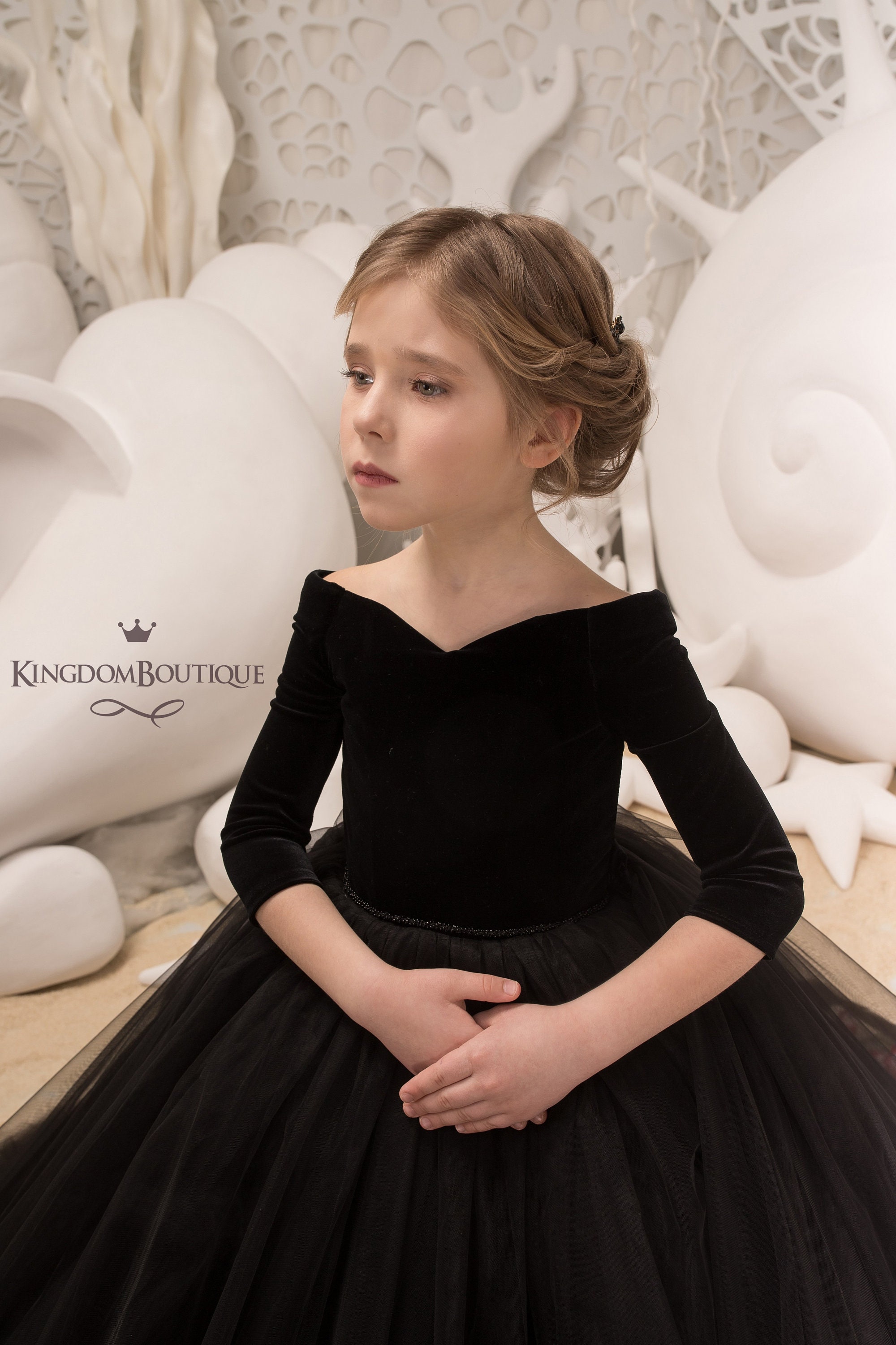 IBTOM CASTLE Flower Girl Dress Long Sleeve Velvet Floral Embroidery...
