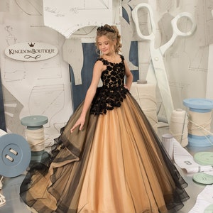 Blumenmädchen Kleid, Tüll Blumenmädchen Kleid, Blumenmädchen Kleid aus Spitze, Gelb und Schwarz Hochzeitskleid, Junior-Brautjungfer Kleid