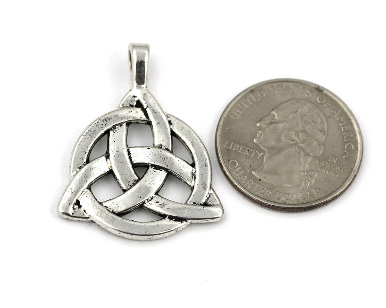 Large Celtic Knot Key Ring Trinity Knot Keychain With Etsy