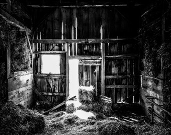 morning light | metal 16x16 wall art | black & white barn photography | morning sunlight on new england farm