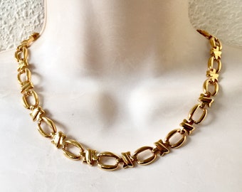 Vintage 60 Avon Short Gold Tone XOXO Links Choker,Statement Necklace,Articulated Gold Tone Collar Necklace,Power Dressing,Sculptured links