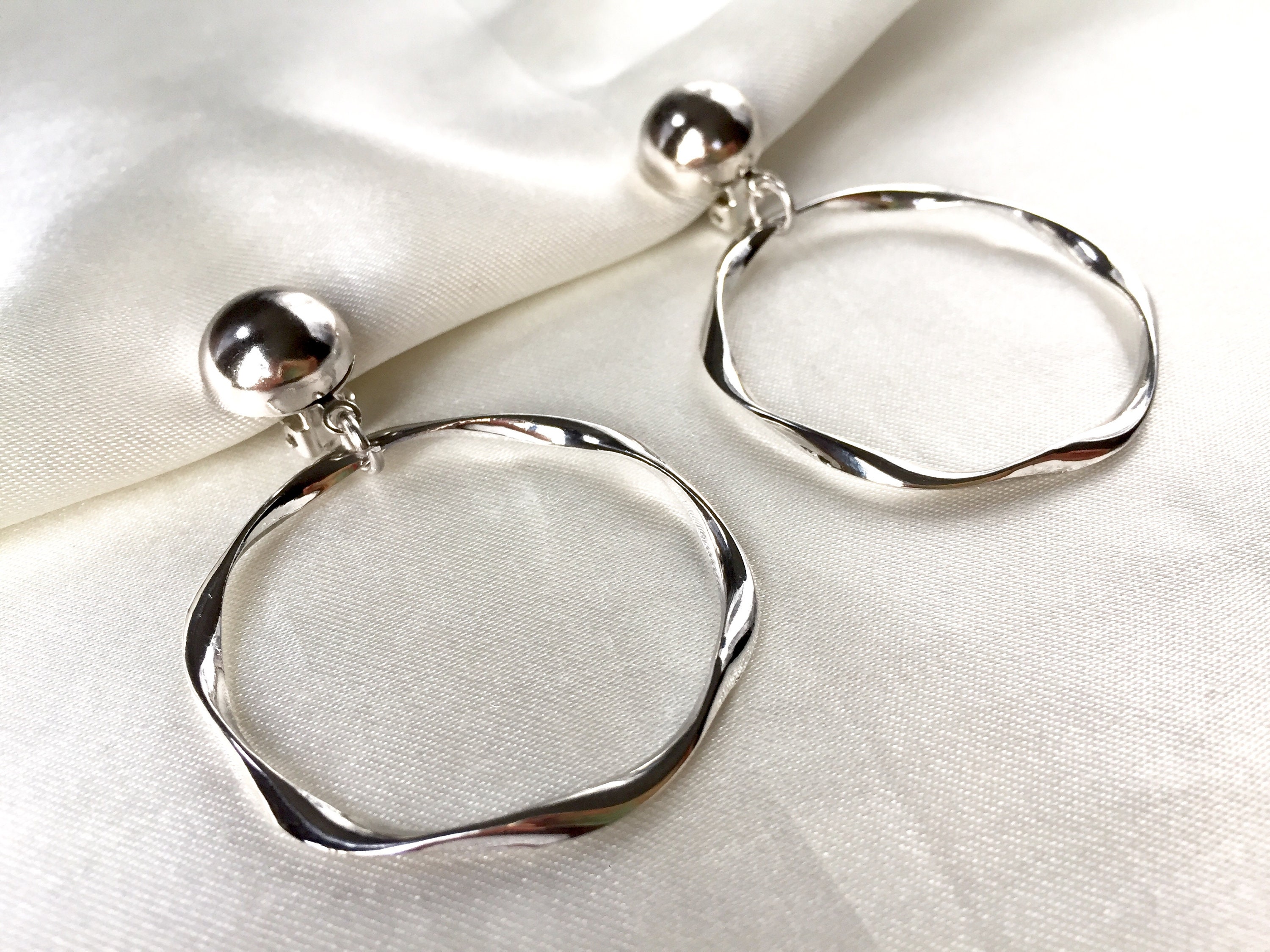Large Ribbon Hoop 70s Large Silver Dainty Twisted Ribbon Hoops Clip on Earrings ...