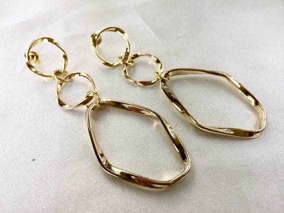 80s Minimalist Sculptured Gold Plated Triple Hoop… - image 1
