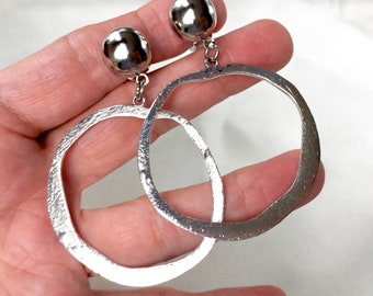 80s Extra Large Silver Flat Organic Shaped Hoops Clip On Earrings,Clip On Hoop Dangles,Textured Silver Clip On Hoops,Statement Earrings,NOS