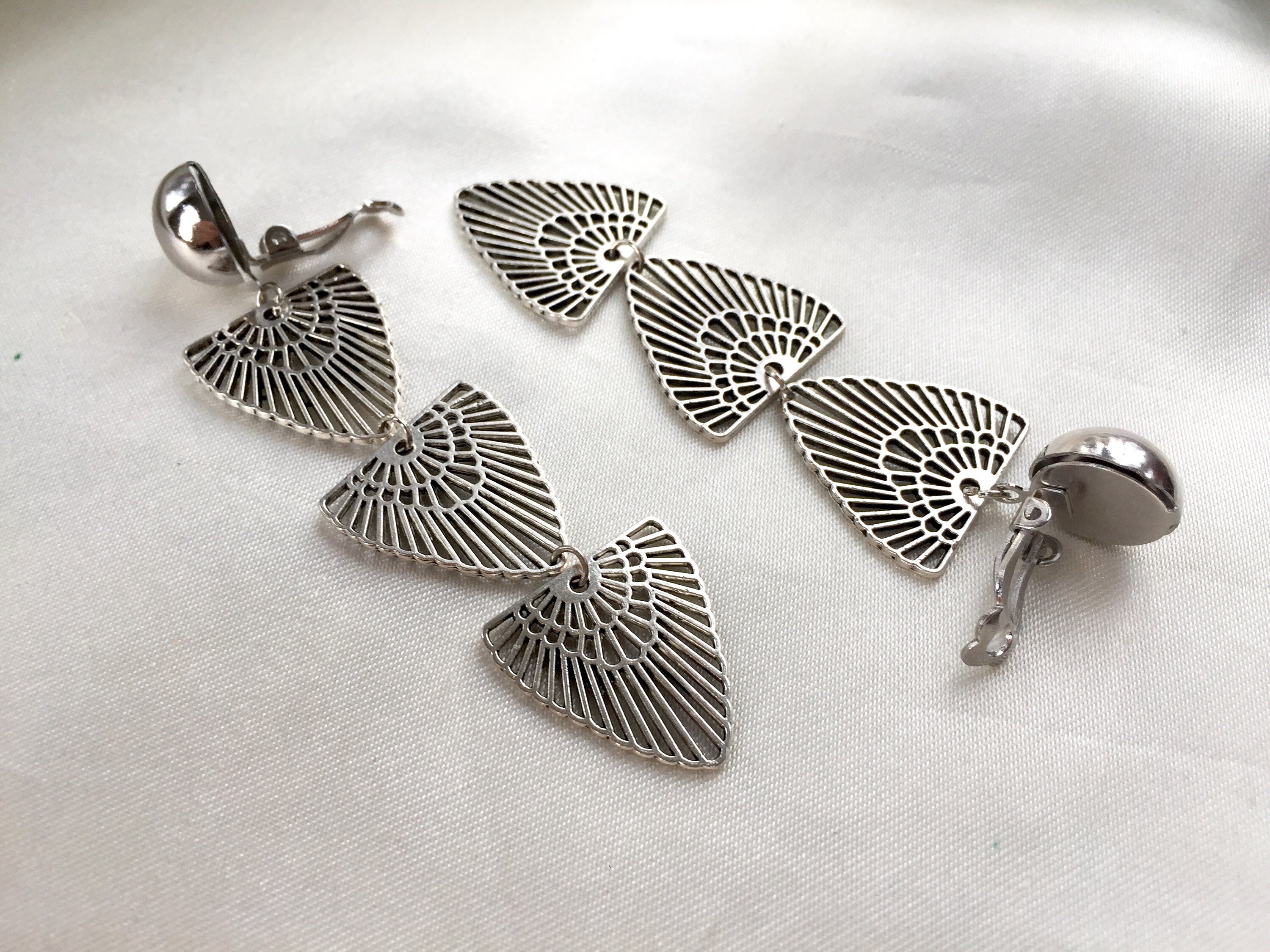 70s Art Deco Platinum Silver Tone Extra Long Triple Fan Clip - Etsy UK