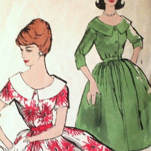 Advance 9653 Bishop Method 1960s Dress with Oval Neckline, Detachable Collar and Full Skirt