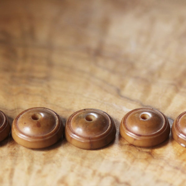 Set of 5 Vegetable Ivory Whistle Button