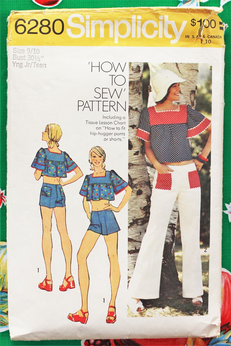 Simplicity 6280 Crop Top and Hip Huggers 1970s Sewing Pattern image 2