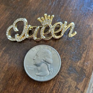 Queen Pin image 4