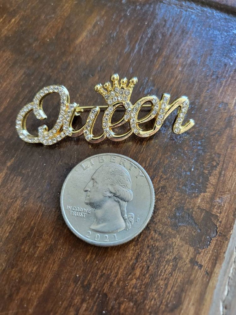 Queen Pin image 4