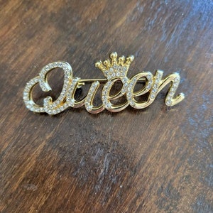 Queen Pin image 3