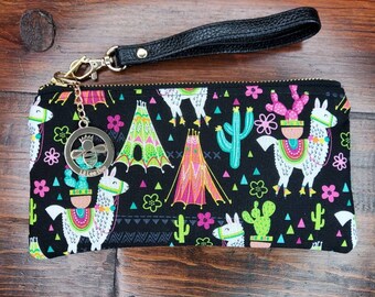 Llamas Lovers Wristlet