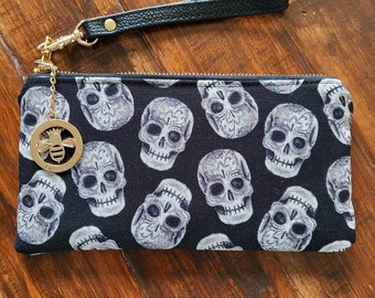 Skull Wristlet