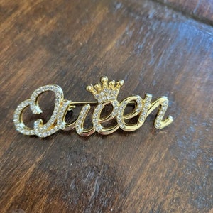 Queen Pin image 1