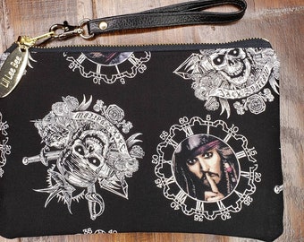 Pirates Purses, Skull purse, Pirates life, Black Wristlets