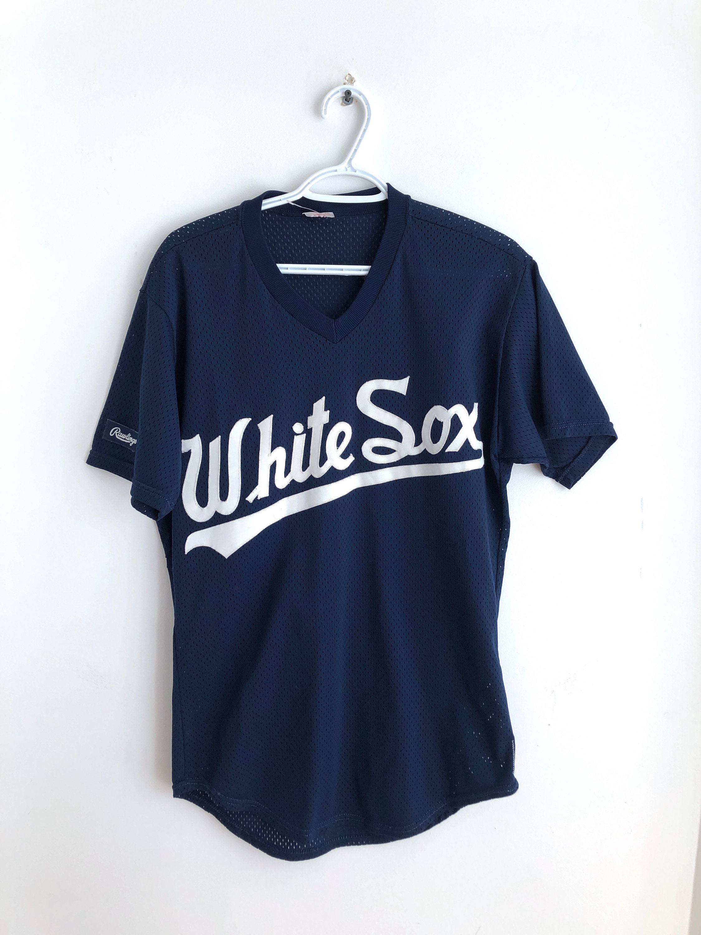 old navy white sox shirt