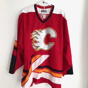 Calgary Flames Vintage CCM Authentic Hockey Jersey (48)