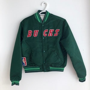 Vintage 90s Cotton Mix Green Starter Milwaukee Bucks Sweatshirt