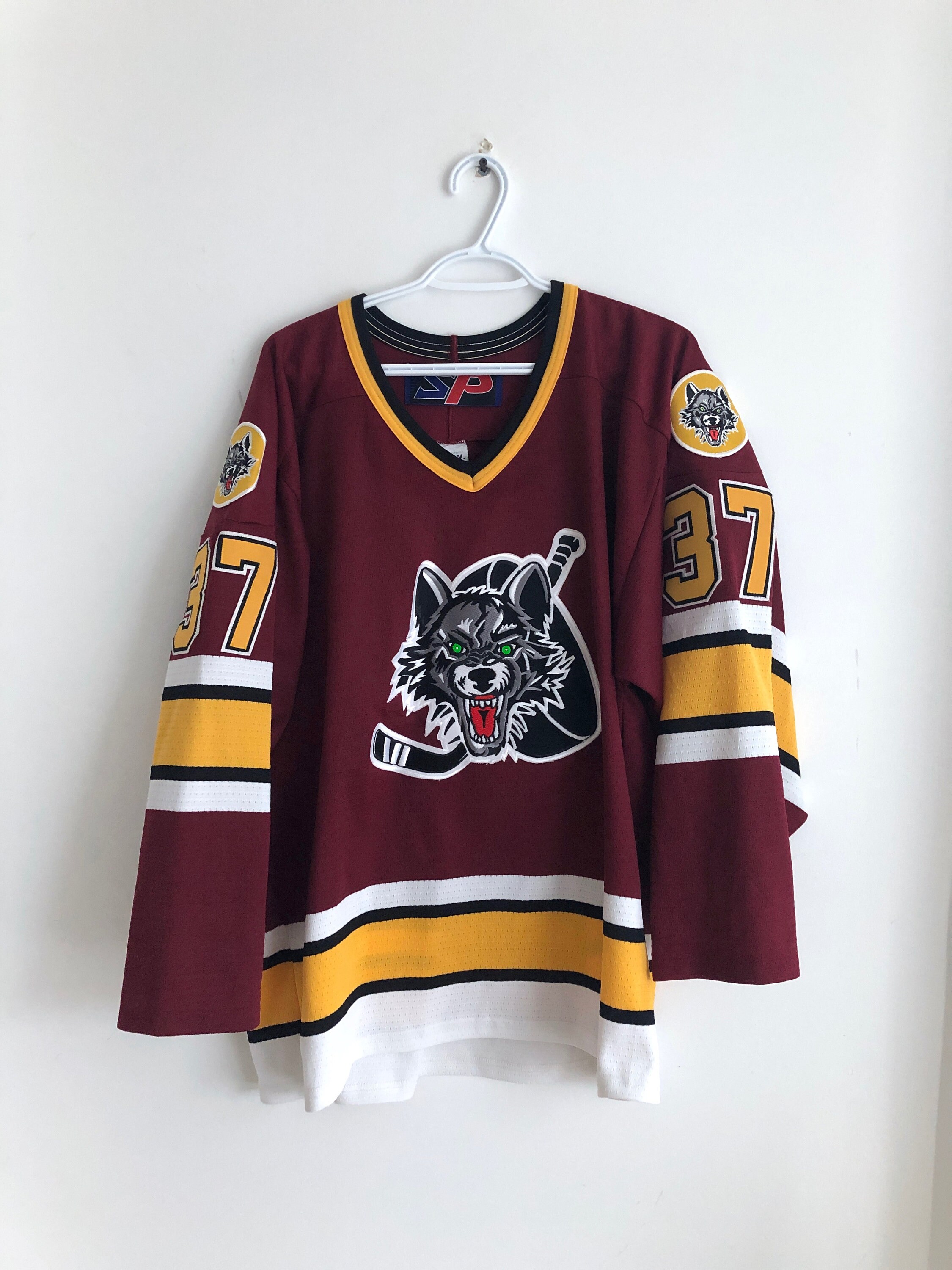 Wolves hockey best sale jersey
