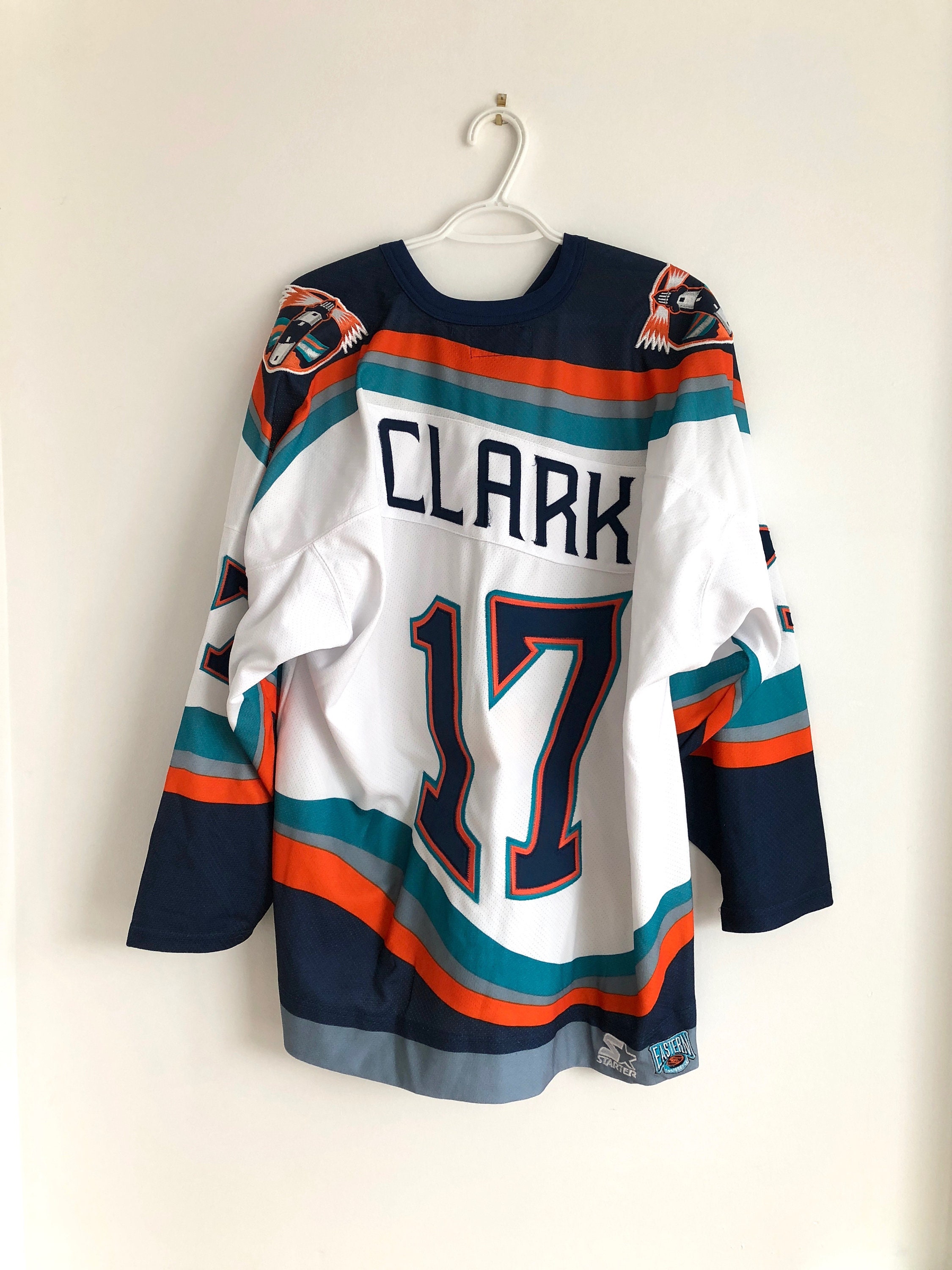 NHL Hockey Jersey Guide - Hockey Jersey Sizes & Styles - Clark