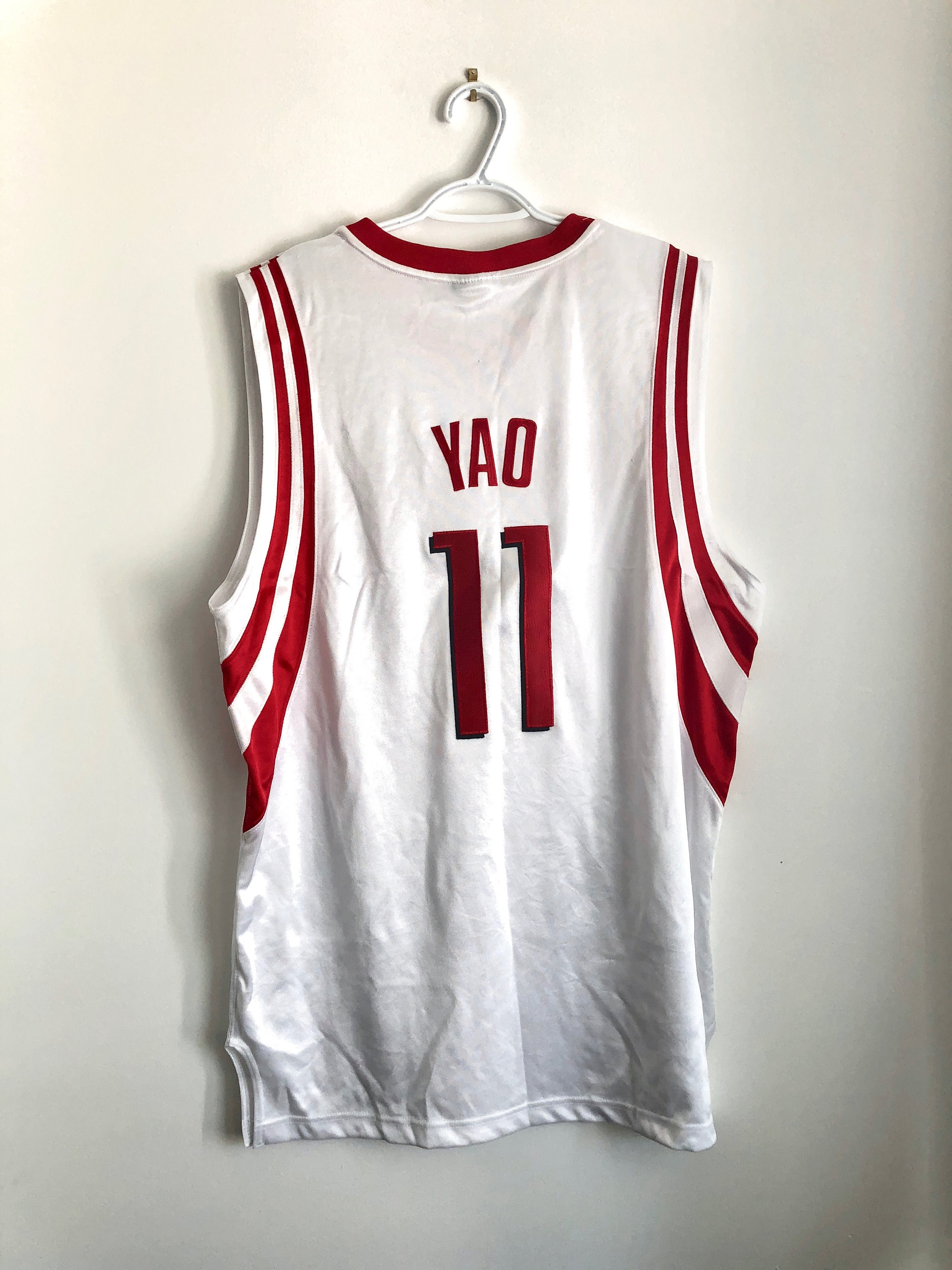 Yao Ming 姚明 Signed Rockets Reebok Authentic Jersey White (BAS) 52, NWT