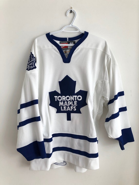 authentic toronto maple leafs hockey jerseys