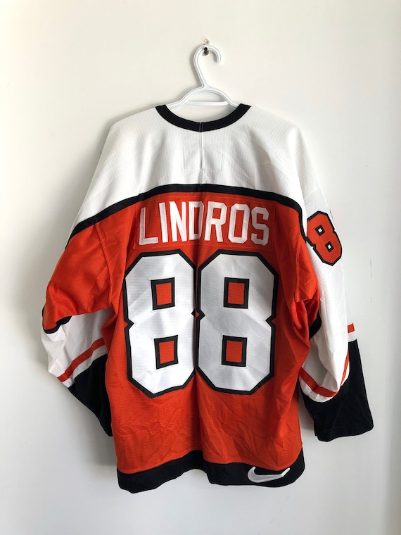 ThingsIBuyForYou Eric Lindros Vintage Philadelphia Flyers Nike Hockey Jersey (52)