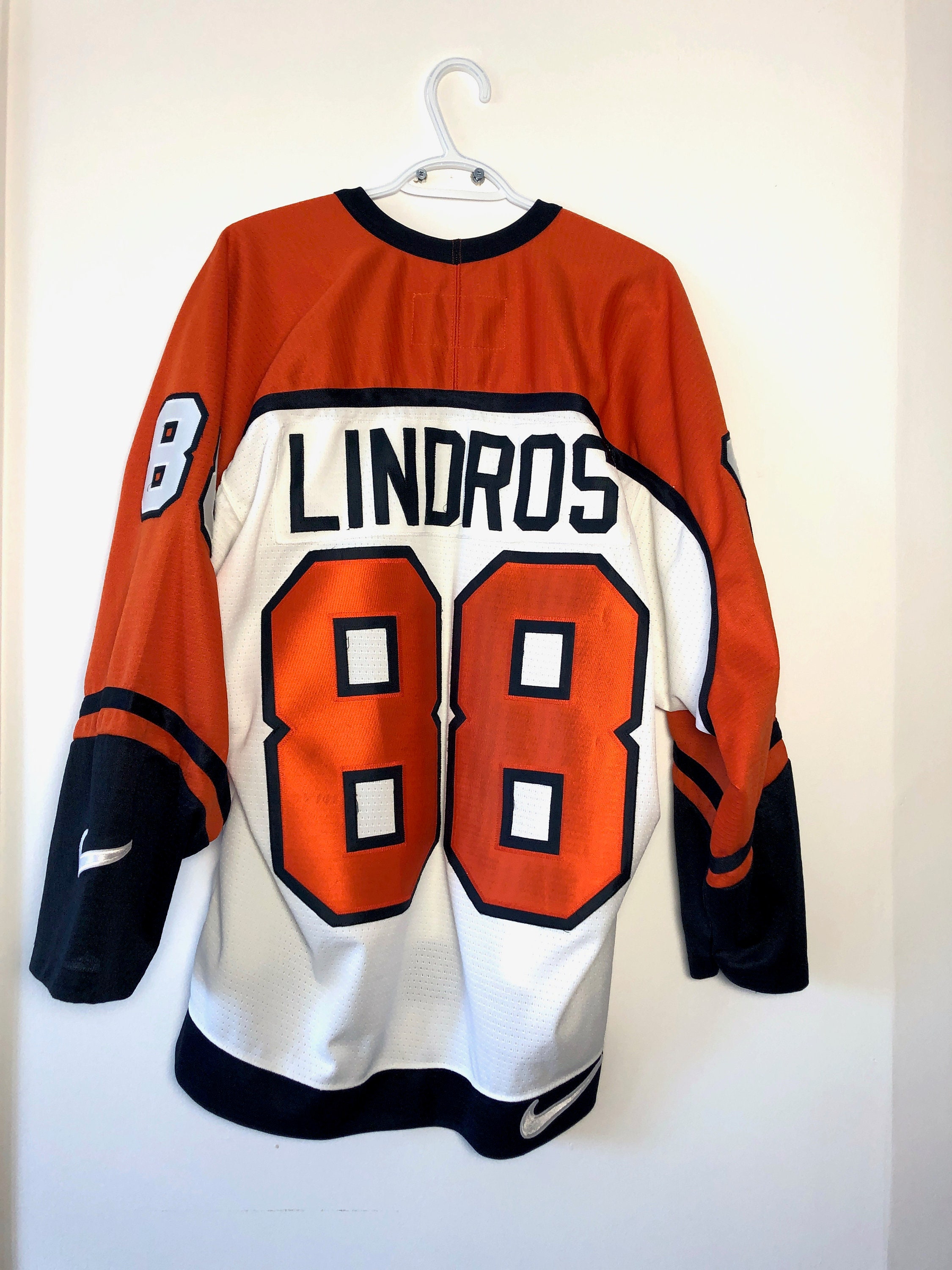 VintageClothingRadar Vintage New York Rangers Eric Lindros Jersey