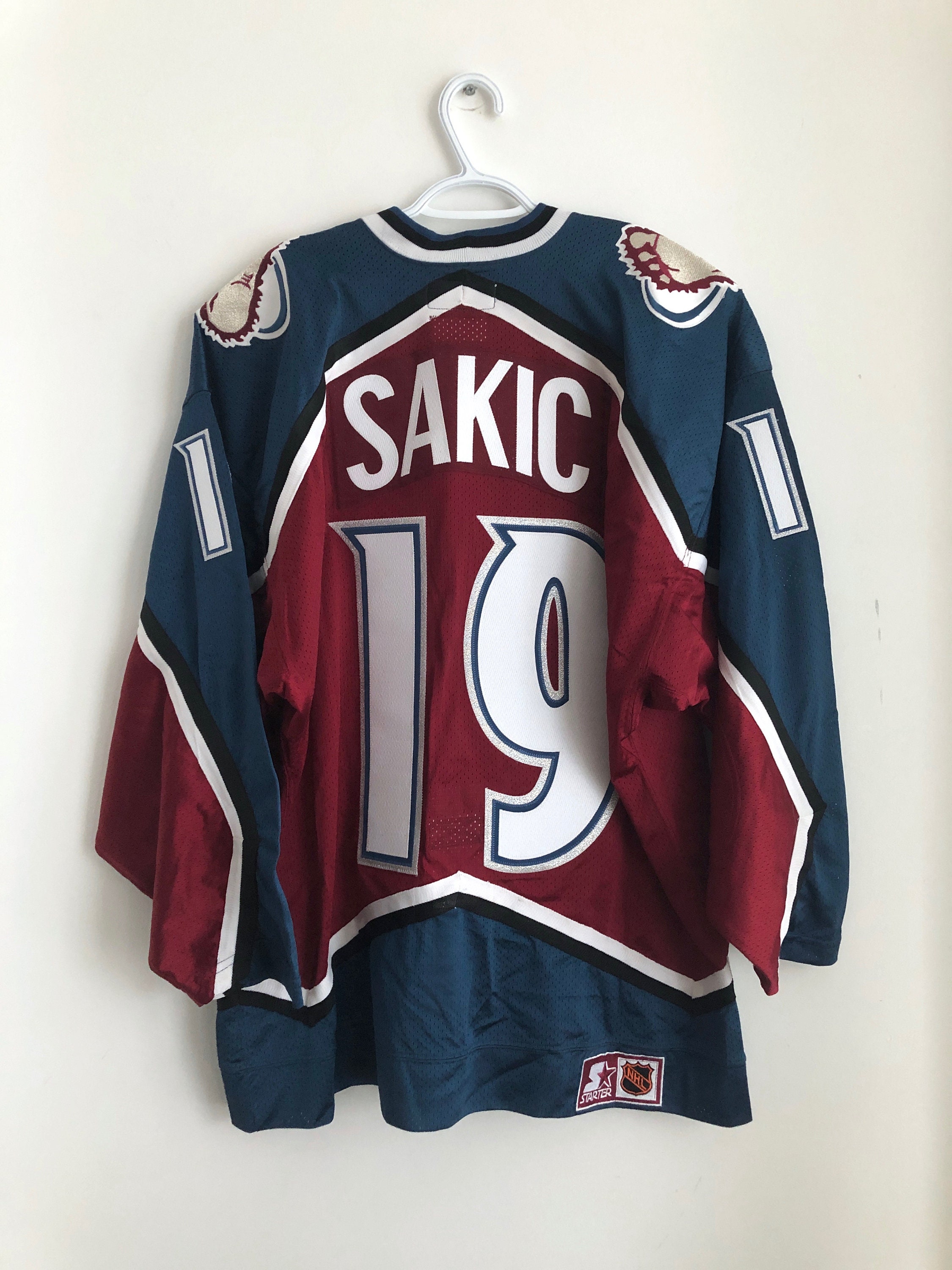 Joe Sakic Autographed Colorado Avalanche Replica Jersey