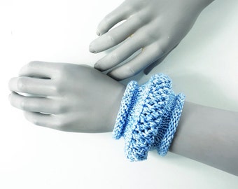 PDF Knitting Pattern - LANTERN-  3D knitted cuff pattern