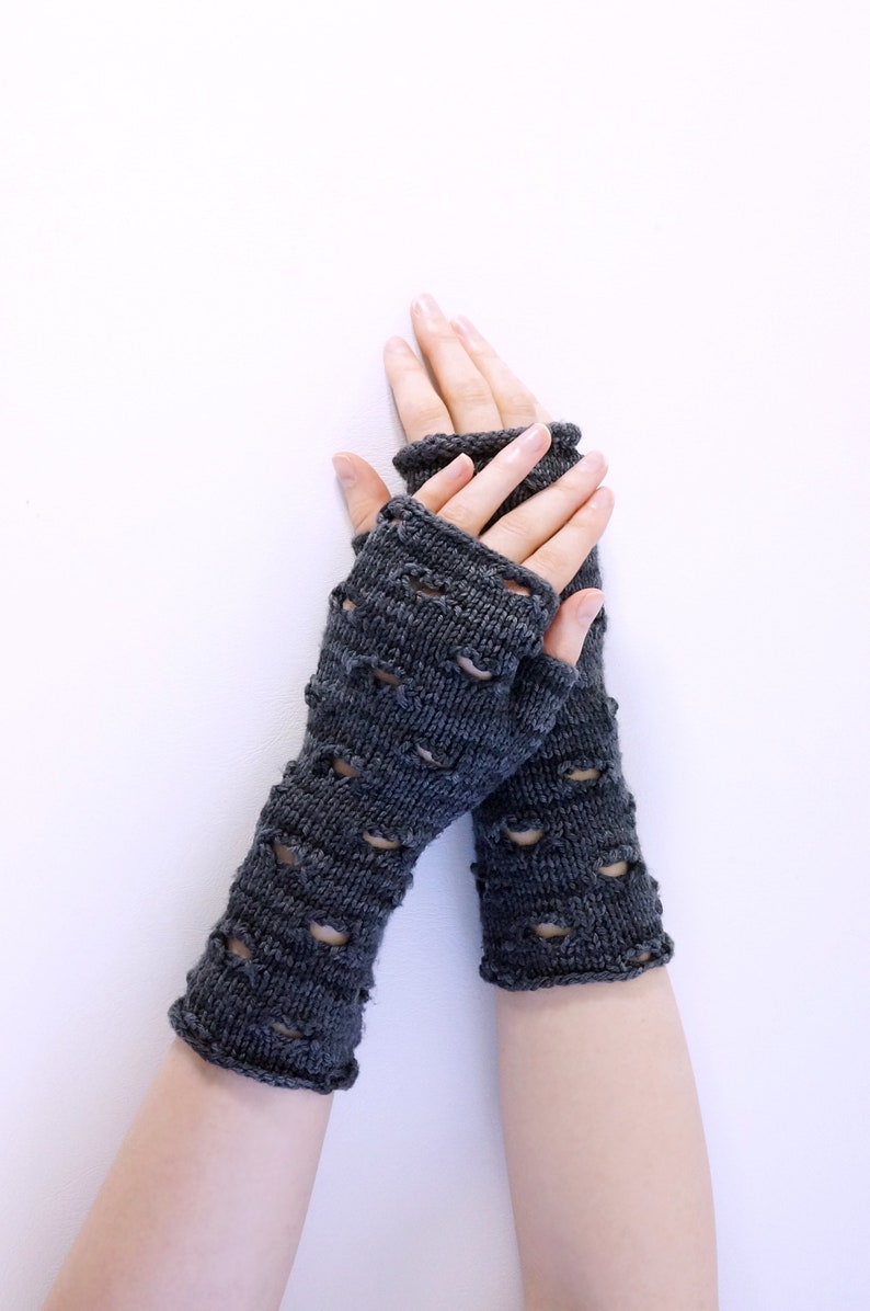 Knitted Hand Warmers PDF Pattern RUIN Fingerless Gloves image 2