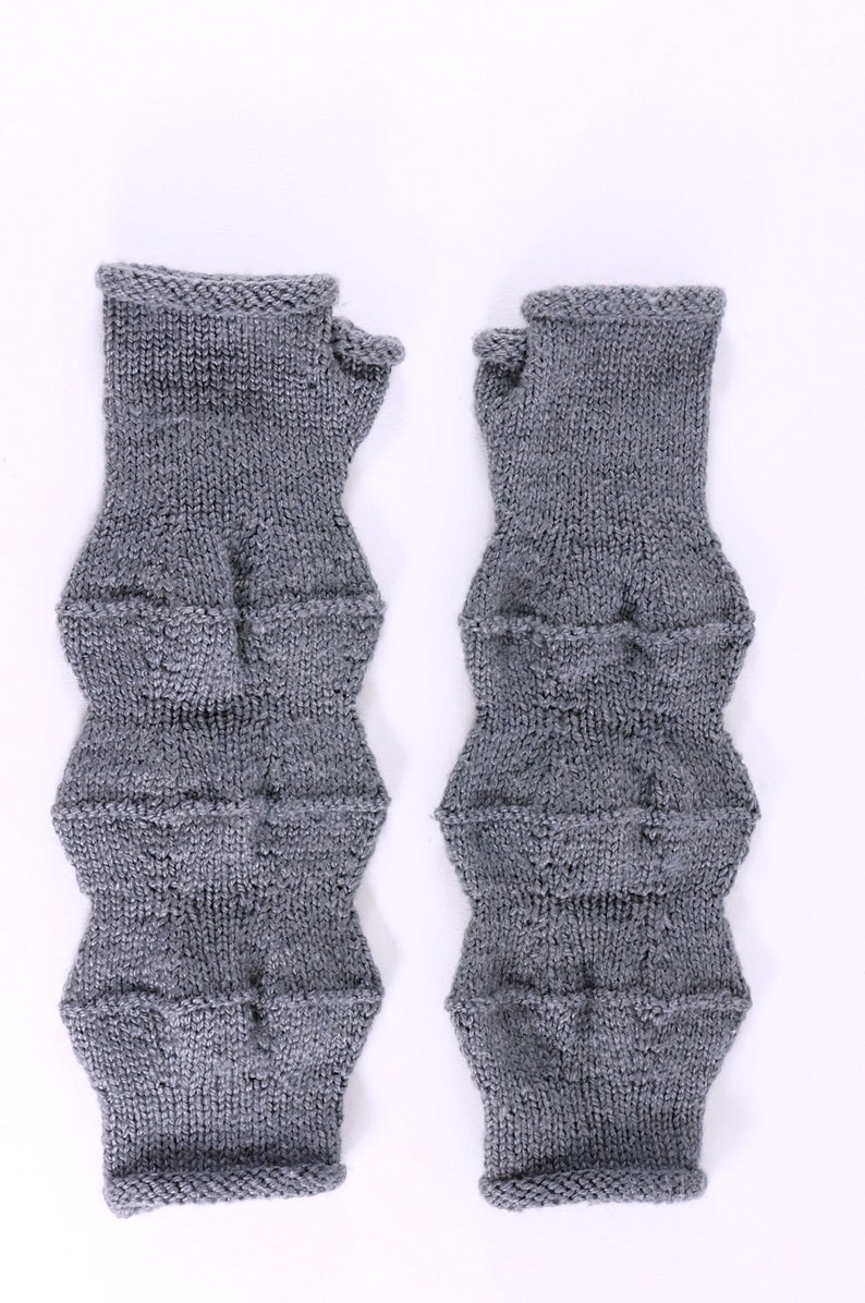 PDF Knitting Pattern Stratosphere convertible knit hand warmers image 7