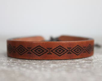 Bracelet en cuir-cadeau pour hommes-bijoux personnalisés-personnalisation-gravé- cuir pour hommes- cadeau pour hommes- personnalisé- cadeau boho-noël