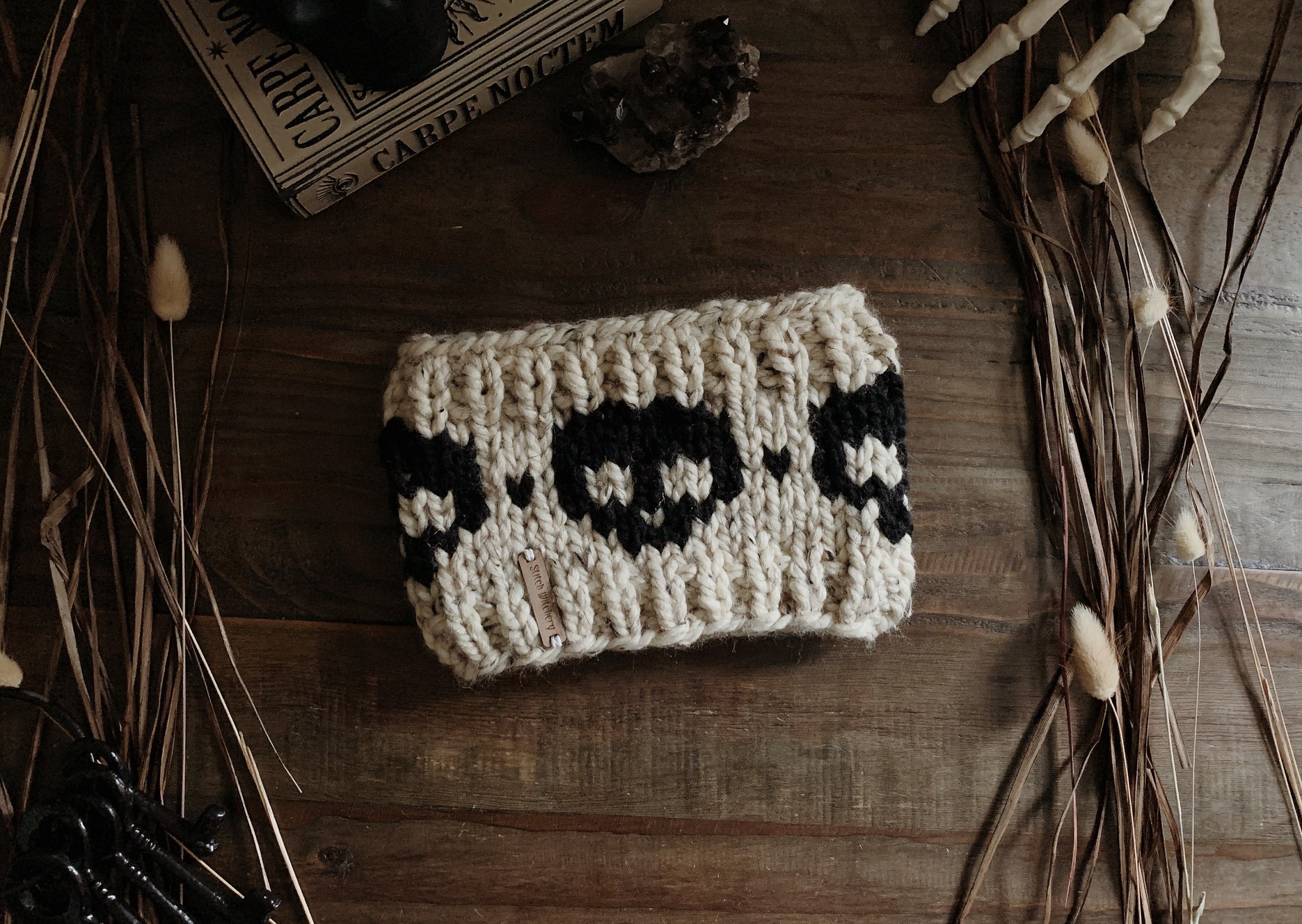Skull Cowichan - Etsy Canada